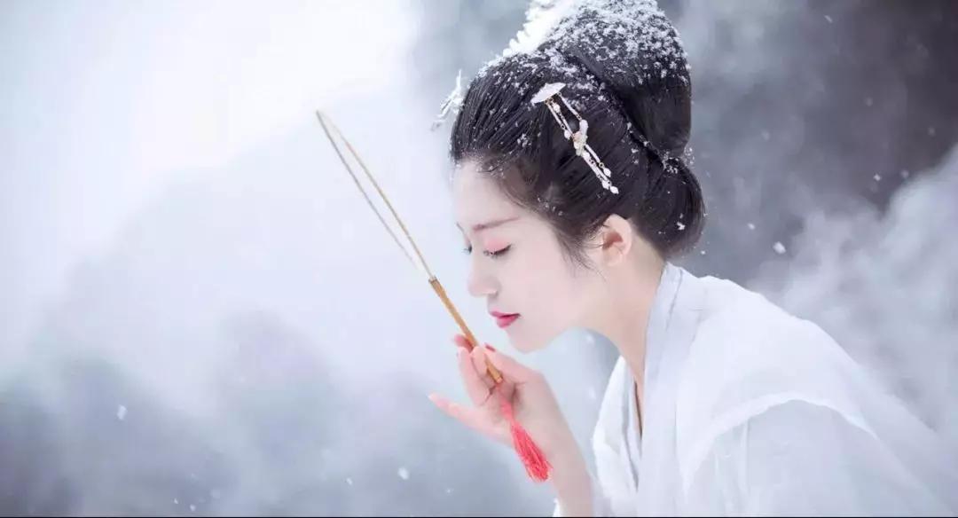 莫道不销魂帘卷西风人比黄花瘦_莫道不销魂帘卷西风人比黄花瘦_莫道不销魂帘卷西风人比黄花瘦